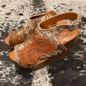 Bar 9L Custom tooled wedges